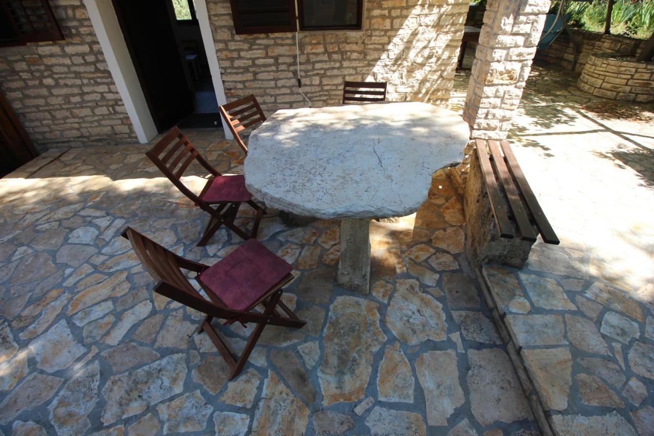 Stone House Skrivena Villa Pridraga Exterior photo