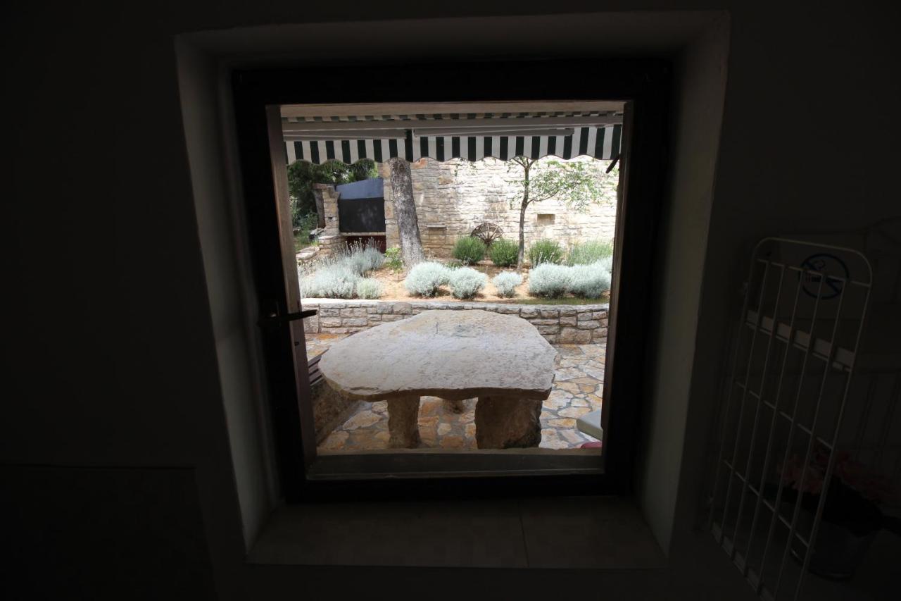 Stone House Skrivena Villa Pridraga Exterior photo